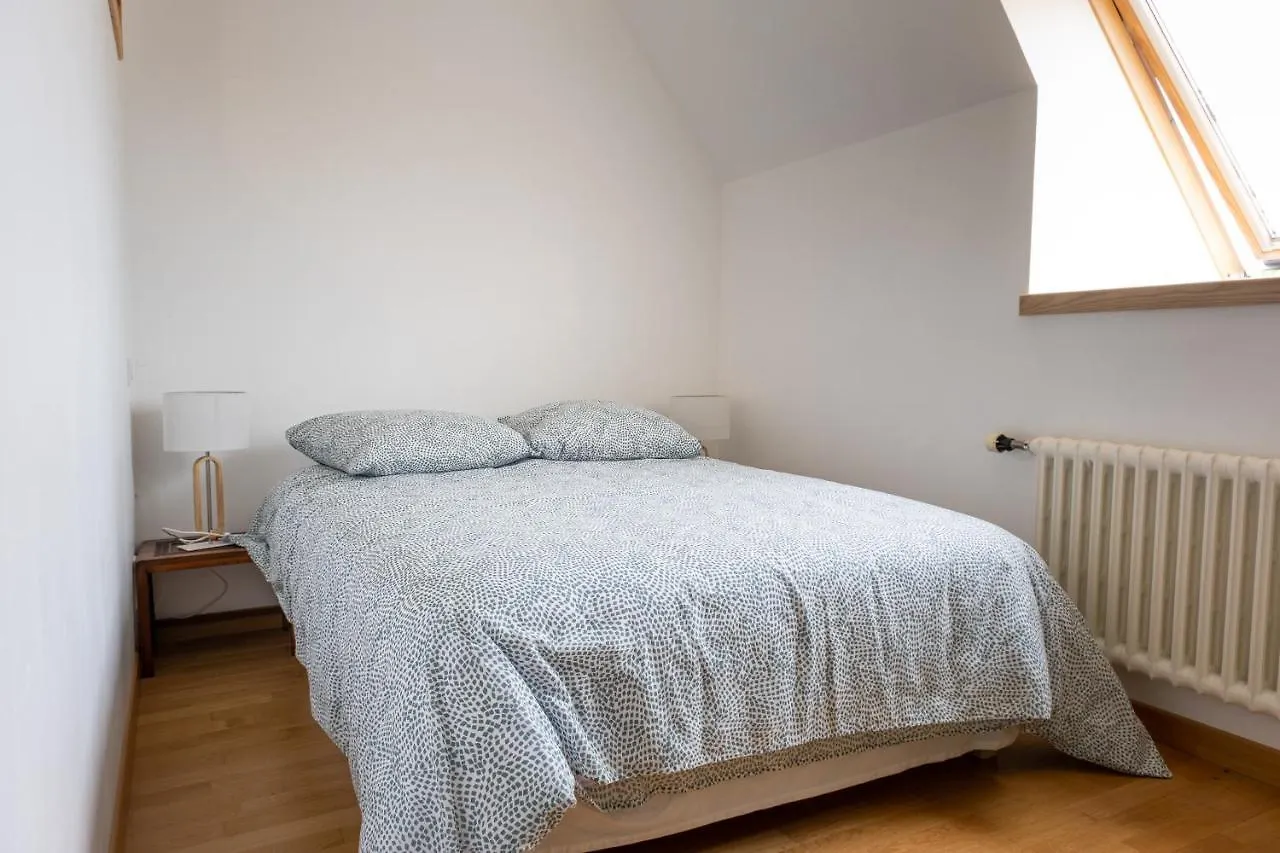 Holiday home Magnifique Longere Bretonne. Villa Lanmeur France