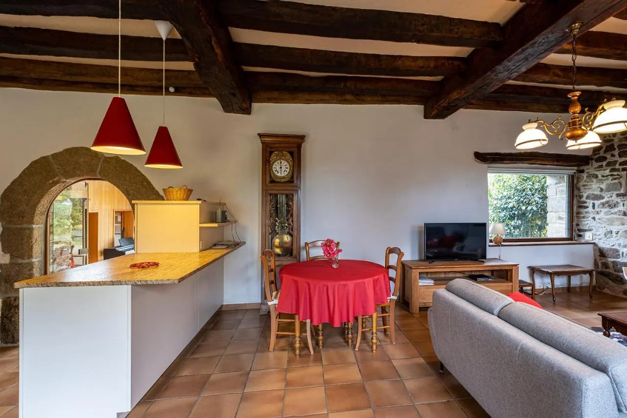 Magnifique Longere Bretonne. Villa Lanmeur