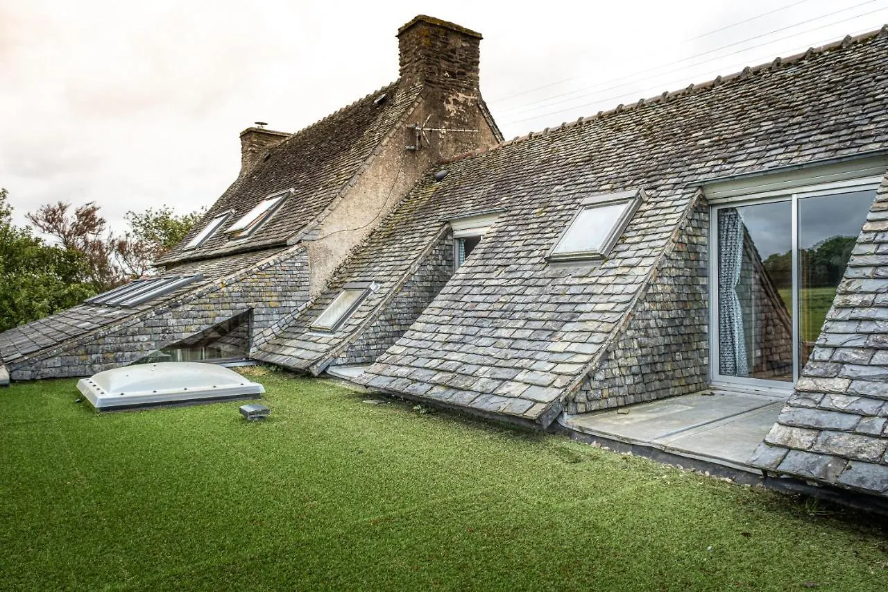 Magnifique Longere Bretonne. Villa Lanmeur