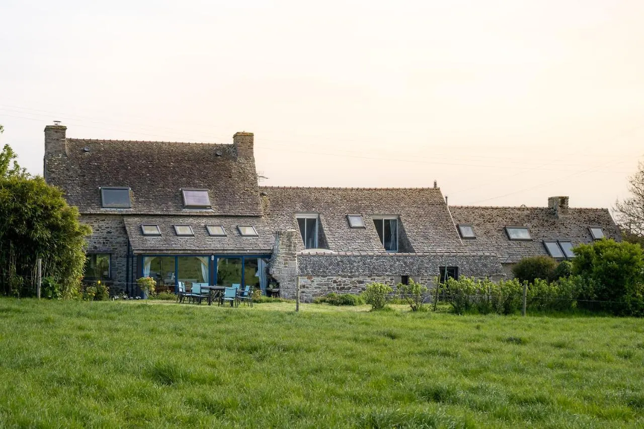 Magnifique Longere Bretonne. Villa Lanmeur